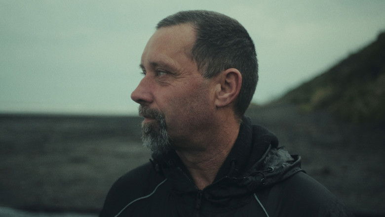 кадр из фильма The Shroud