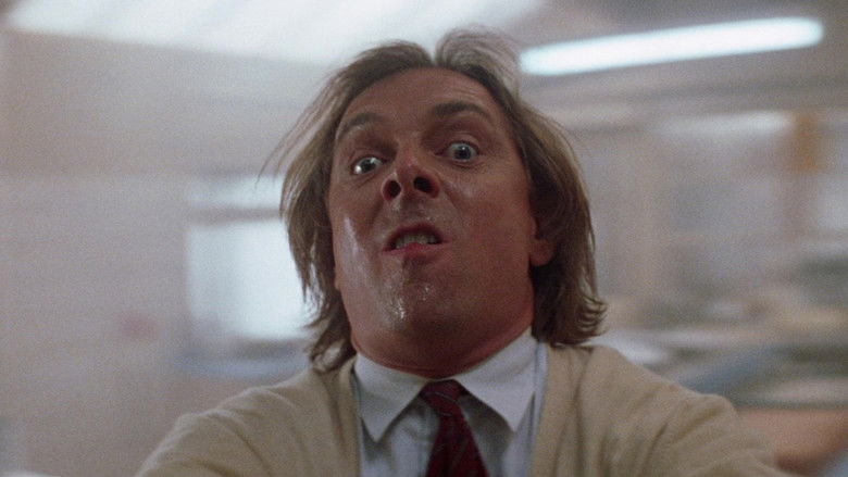 кадр из фильма Guest House Paradiso