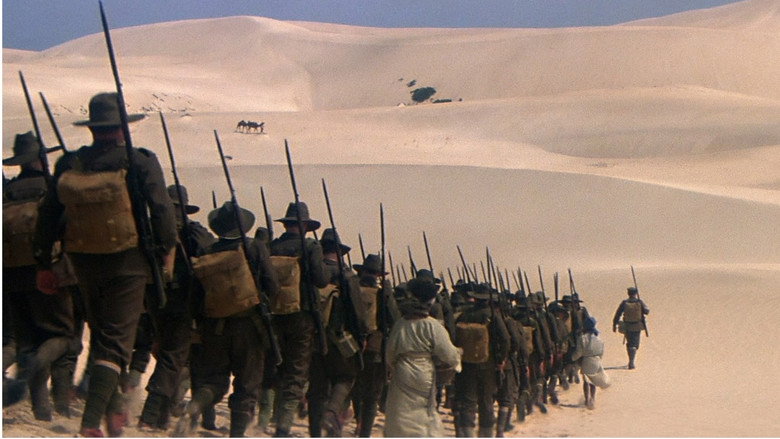 кадр из фильма Галлиполи