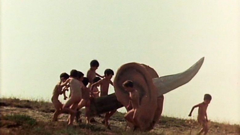 кадр из фильма L'Arbre de Guernica