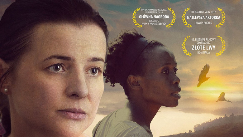 кадр из фильма Птицы поют в Кигали