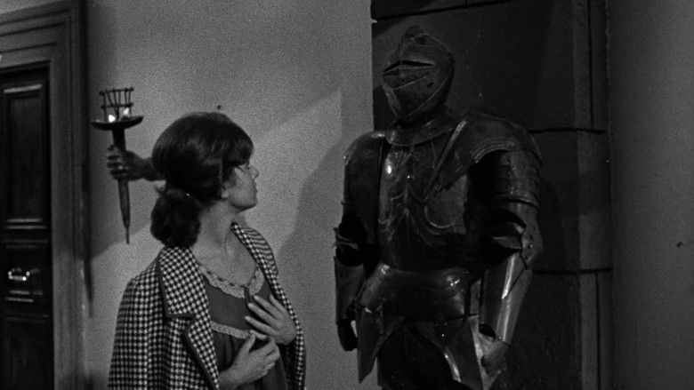 кадр из фильма L'ultima preda del vampiro