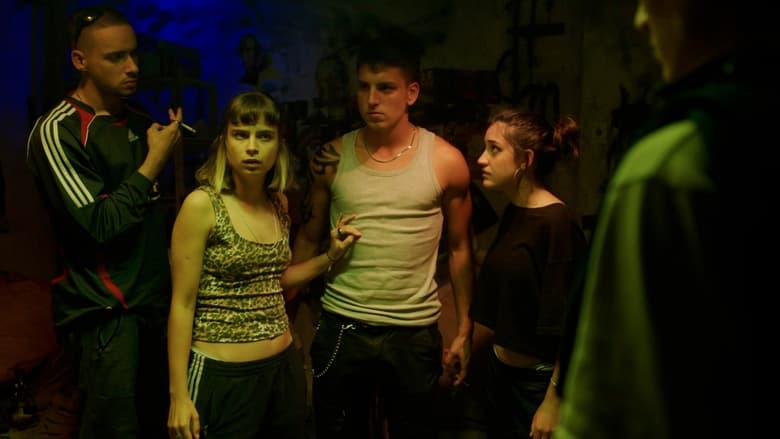 кадр из фильма Hijos de Mayo