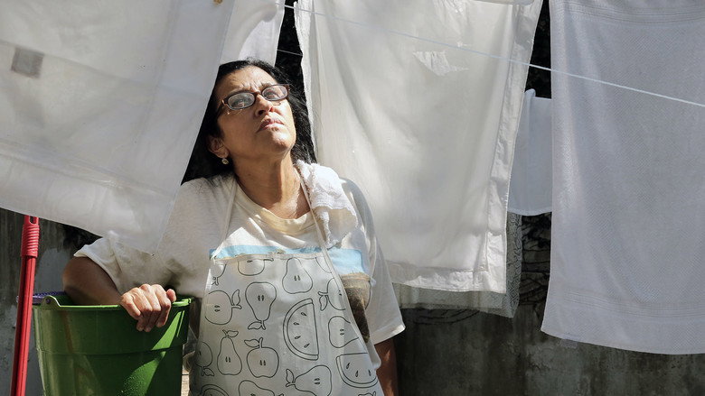 кадр из фильма Во сколько она вернётся?
