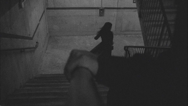 кадр из фильма Backward Glance