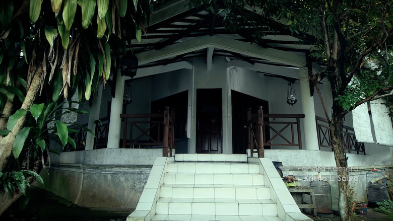 кадр из фильма Misteri Rumah Tua