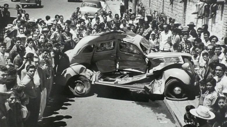 кадр из фильма El Hombre que vio Demasiado