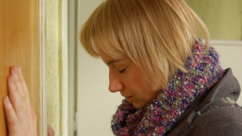 кадр из фильма 4 месяца, 3 недели и 2 дня