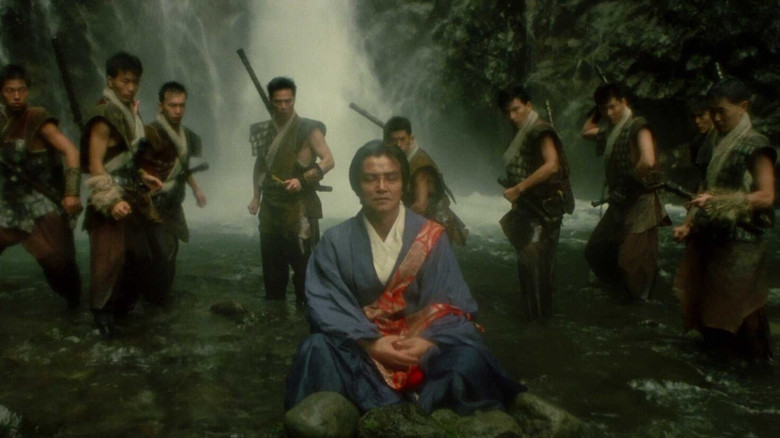 кадр из фильма Павлиний король