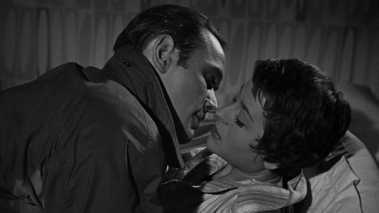 кадр из фильма Включен красный свет