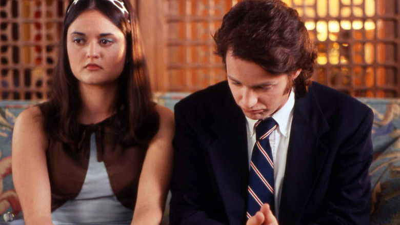 кадр из фильма The Year That Trembled