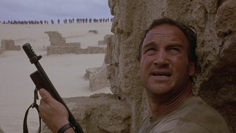 кадр из фильма Сахара