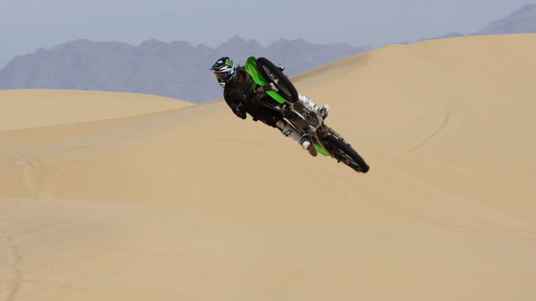 кадр из фильма Chasing the Storm 2