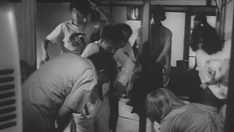 кадр из фильма Последнее время почему-то чарльстон