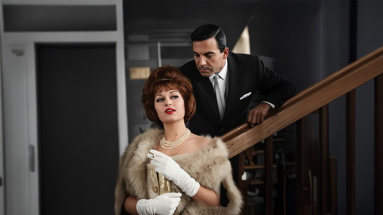 кадр из фильма Allah Seviniz Dedi