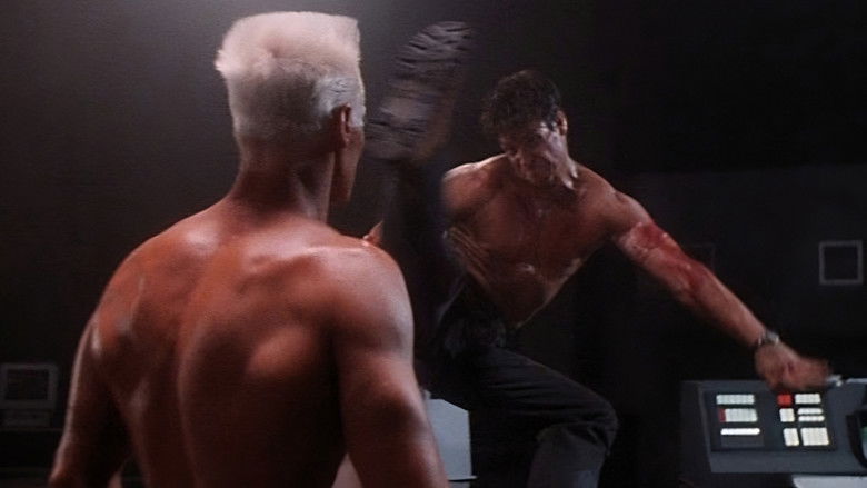 кадр из фильма Проект «Охотник за тенью» 2