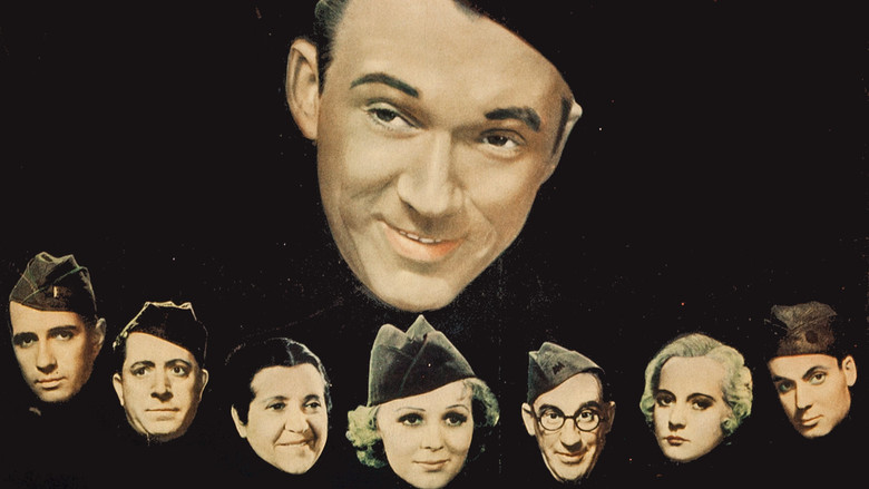 кадр из фильма Private Jones