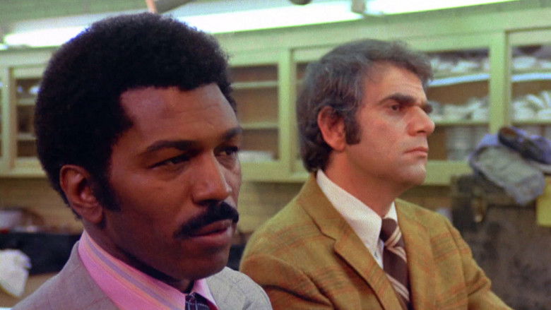 кадр из фильма Detroit 9000