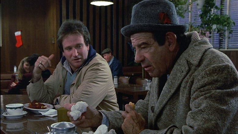 кадр из фильма Школа выживания