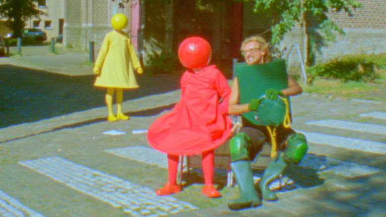 кадр из фильма The Missing Misses Mystery