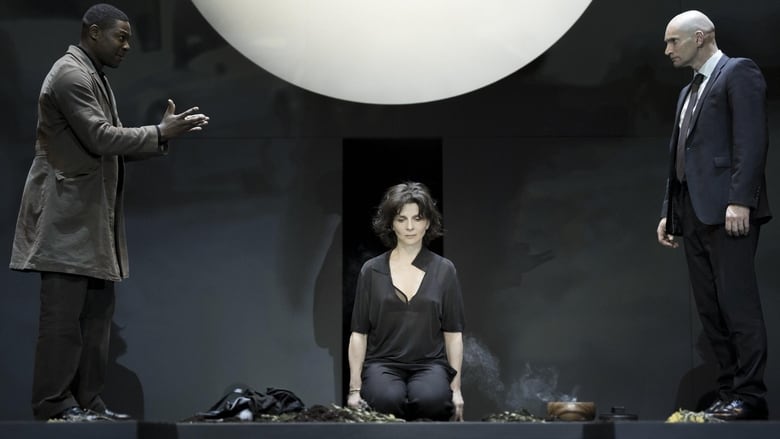 кадр из фильма Antigone at the Barbican