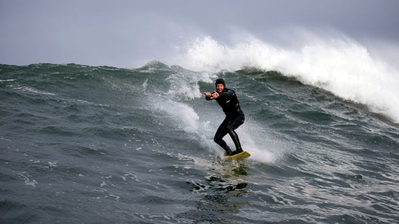 кадр из фильма La vague perdue