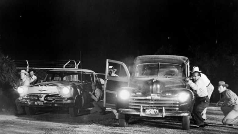 кадр из фильма Man in the Shadow