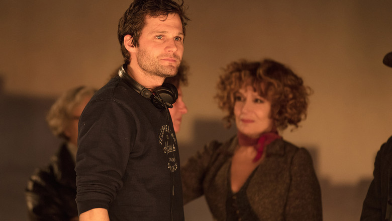 кадр из фильма Сирано. Успеть до премьеры