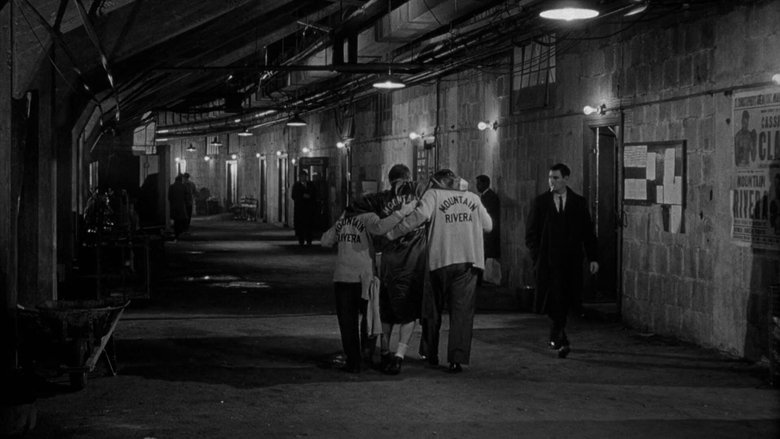 кадр из фильма Реквием по тяжеловесу