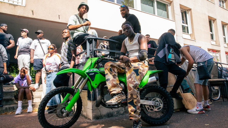 кадр из фильма Братья с окраины 3