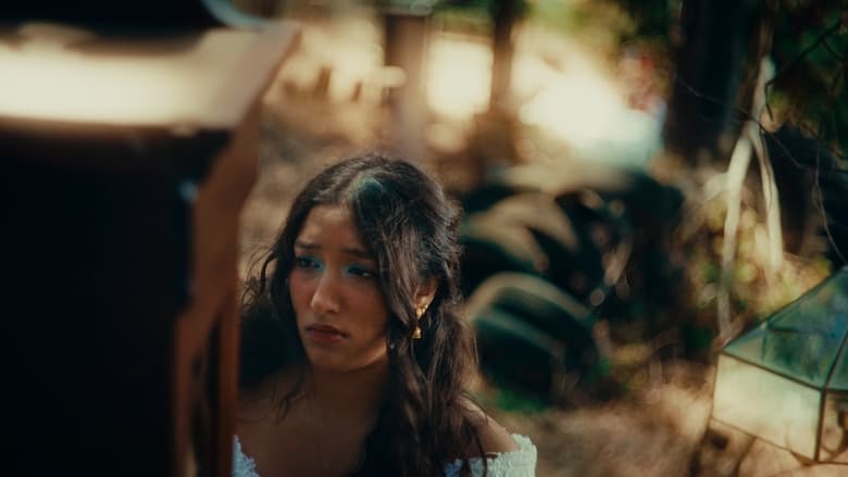 кадр из фильма Juno: The Graveyard of Memories