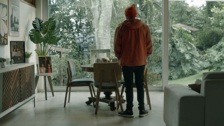 кадр из фильма Antes De Que Se Riegue La Leche