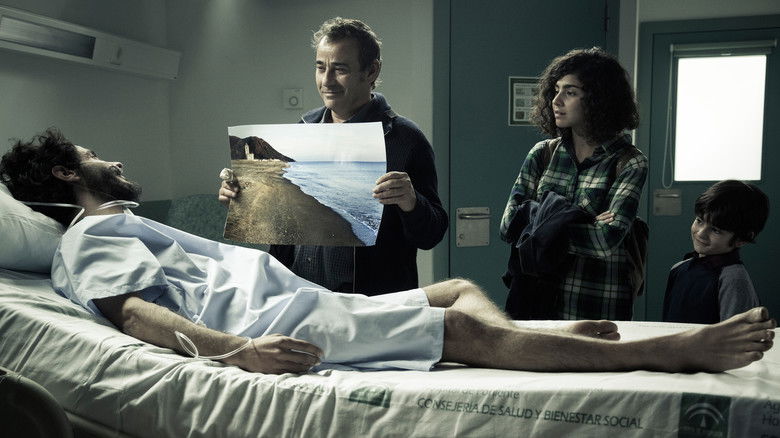 кадр из фильма Lejos del mar