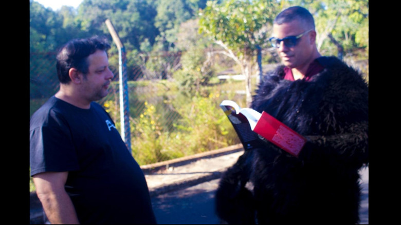 кадр из фильма A Febre do Macaco Preto