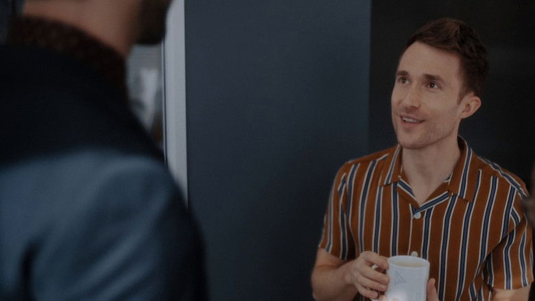 кадр из фильма The Office Is Mine