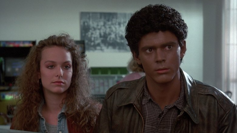 кадр из фильма Свой в доску