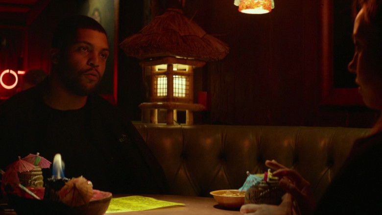 кадр из фильма Ингрид едет на Запад