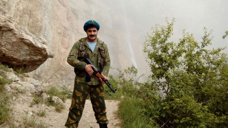 кадр из фильма Xüsusi təyinatlı İbad 2