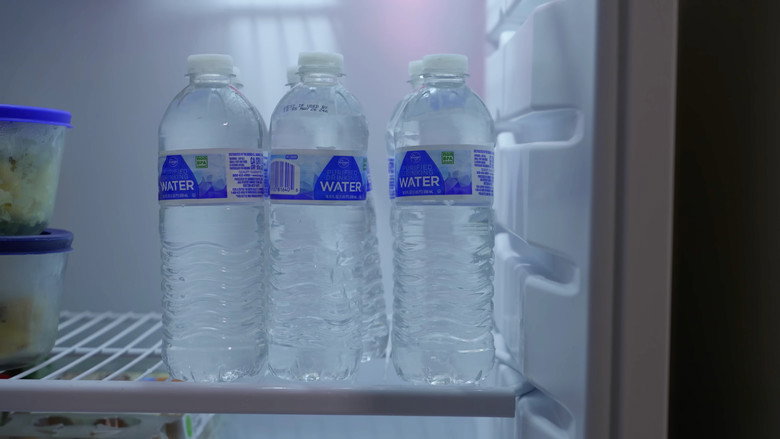 кадр из фильма Thirsty