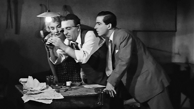 кадр из фильма Фальшивая монета