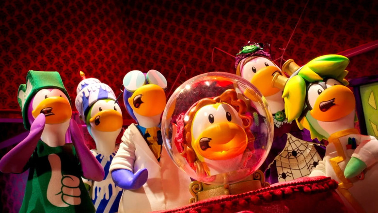 кадр из фильма Club Penguin Halloween Panic!