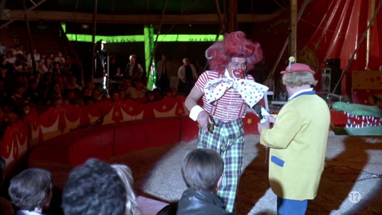 кадр из фильма Слово полицейского