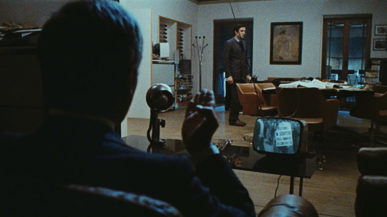 кадр из фильма Помести чудовище на первую полосу