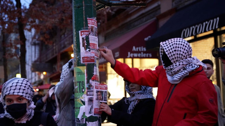 кадр из фильма Torn: The Israel-Palestine Poster War on New York City Streets