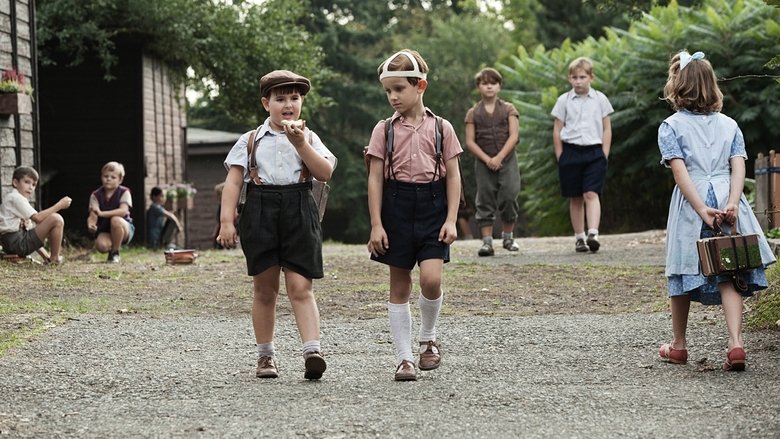 кадр из фильма Босиком