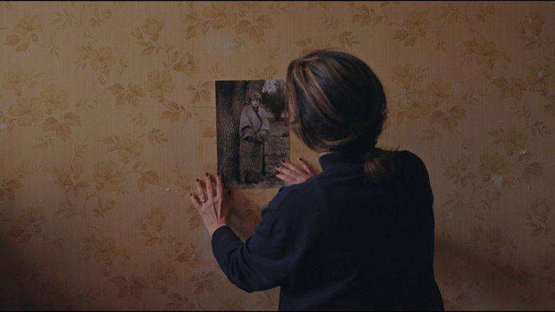 кадр из фильма Мать и дочь, или ночь никогда не будет полной