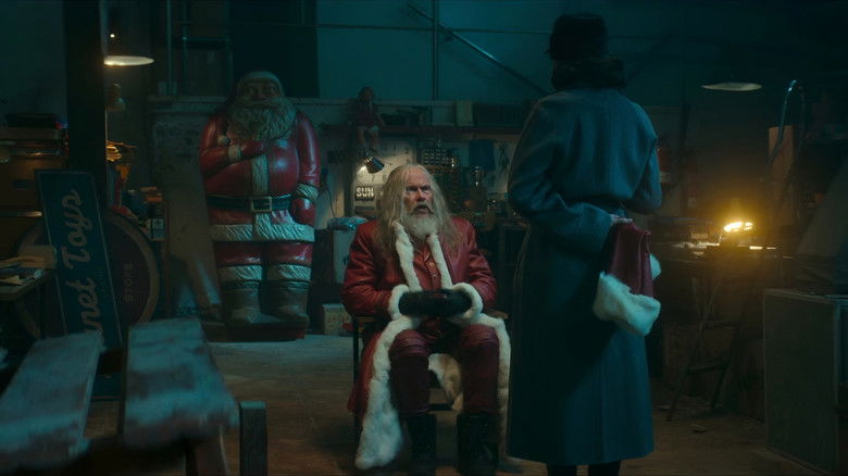 кадр из фильма Спасти Санту 2