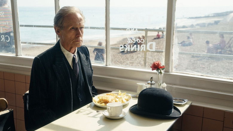 кадр из фильма Жить