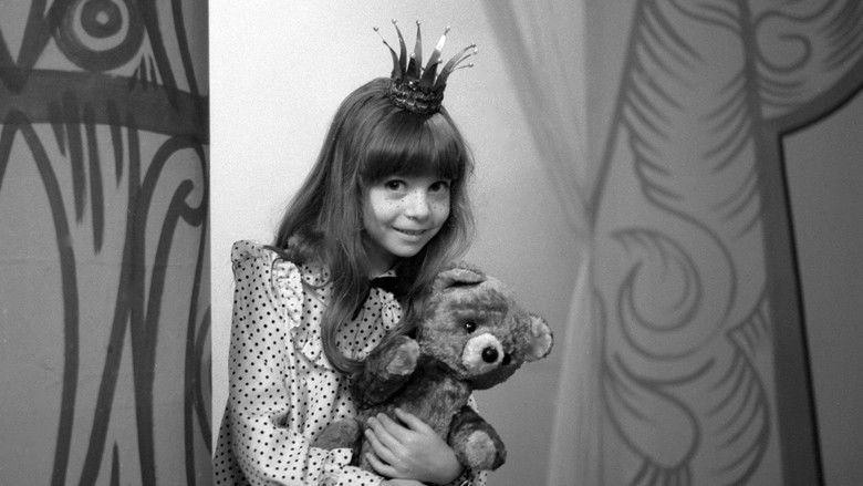 кадр из фильма Klíčová dírka pro zvědavou princeznu