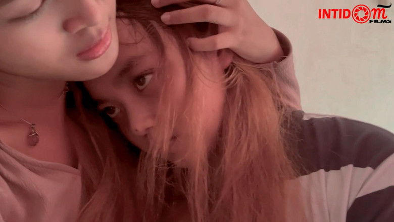 кадр из фильма Memiliki Viola 4